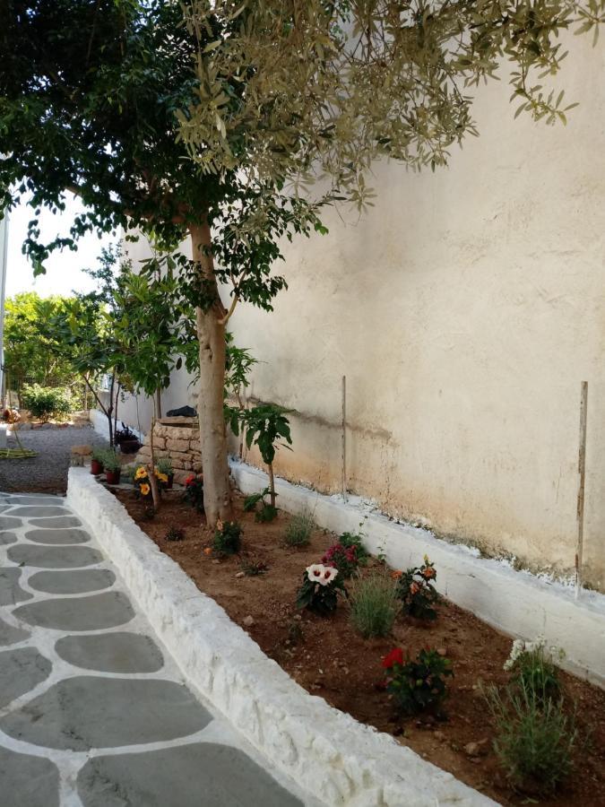 Hotel Poulakis Skála Exterior foto